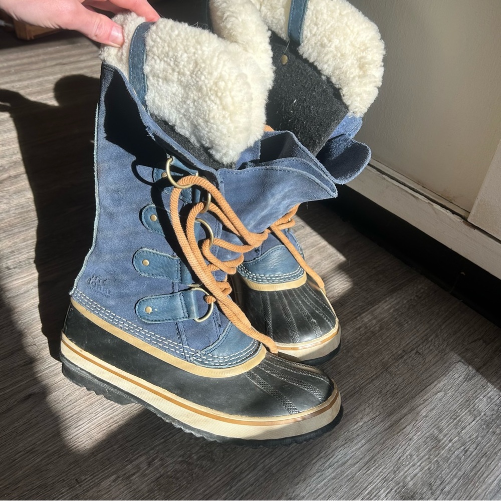 Sorel Joan of Arctic Waterproof Winter Boots Women’s 8.5 NL2393-464